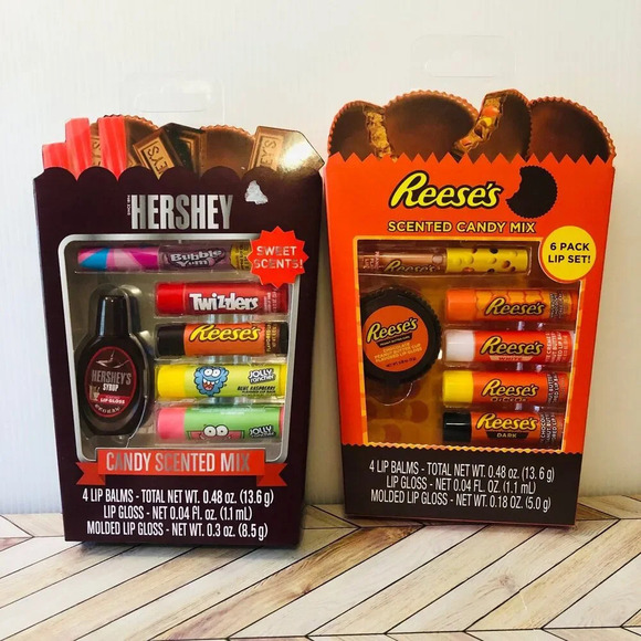 Gift Set Reese's Hershey's Candy Scented Mix Lip Balms & Lip Gloss - Picture 4 of 4
